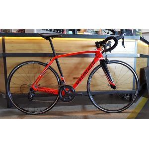 Bicicleta Specialized Tarmac Comp 2017 Talla 54. Bikesupport tienda de bicicletas y ciclismo Madrid
