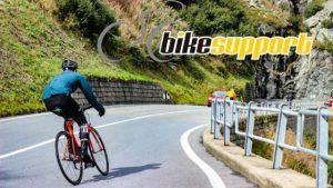 Montar en bicicleta en verano. Bike Support